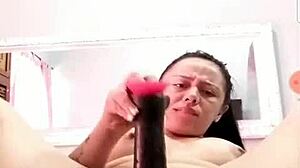 watch this latina girl masturbating all alone?