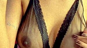 Want to Taste That Squirting Pussy Lick?