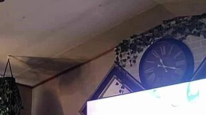 Watch Goldielox Masturbate In Juicy Panties!