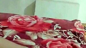 indonesian aunt horny with big dick