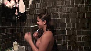 Married women, come shoot an amateur video for my pleasure