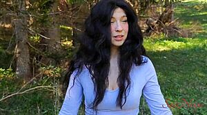 Influencer got separated from her husband in the woods