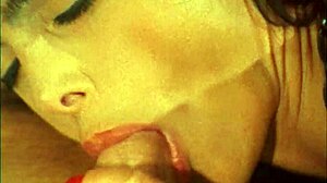 venere bianca, the slutty career woman, gives a blowjob