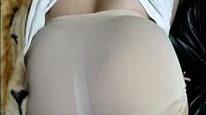 Staying at doña mary's house to fuck her at night.