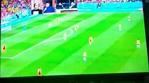 chica pequena faz ele perder jogo com boquete