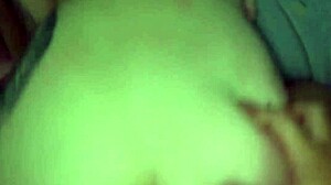 chica pequena faz ele perder jogo com boquete