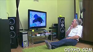 Old fart licks young 18+ pink vagina 😏