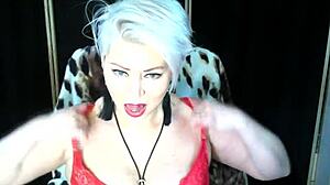 Stepmom performs as webcam whore!