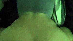 follando el culo de una chica caliente!