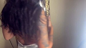 Tirando a Virgindade do Czinho da Nossa Amiga Gostosa Ela Não Deixou Colocar Tudo Completo no Red e no Cher