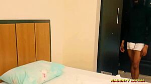 Mature Big Dig Bones In Naughty Jezzebel Sweet Horny Pot