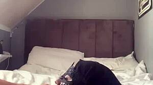 Bi Muslim Gives Blowjob