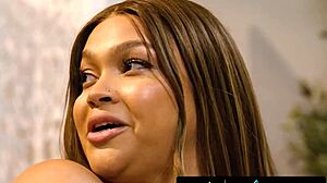 Ashlyn Peaks Wants To Be Caught Masturbating By Roommate Siri Dahl