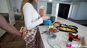 Hot milf alaina taylor wants bread