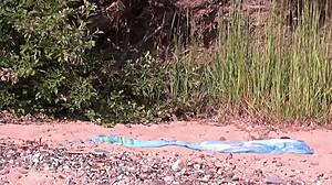 Hidden cam milf fuck on beach