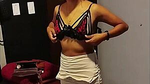 i'm confessin my sex secrets while fuckin online