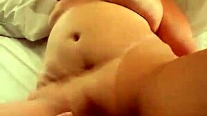 Dani cardillo enjoys fingers bringing her to orgasm in one piece