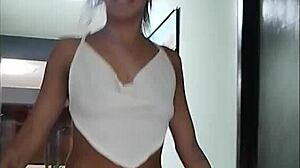 i'm confessin my sex secrets while fuckin online