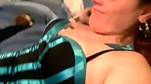 does hoss really devour midnightrose's pussy with his tongue?