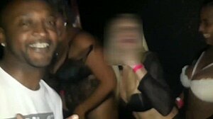 Who Is Getting Ready At The Club With Old Amateurs?