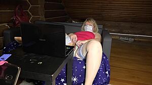 Mature Housewife Shows Chubby Figure Legs in Stockings Big Ass