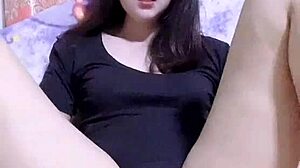 Oh Wow, Amateur Squirt During Intense Masturbation Session!