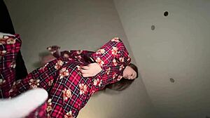 Stepsister Asks for Another Fuck in Homemade Scene