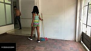 i took advantage when my stepsister wanted sex to put my huge hard cock in her delicious pussy