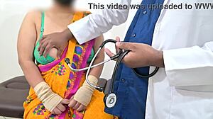 Doktor, awak tengah periksa tetas saya di hospital?