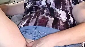 Sexy Mature Masturbates To Orgasm