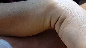 Chasing a mature big-ass milf through Lima's streets part 1