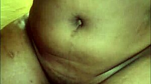 sexy milf, join me in the bath?