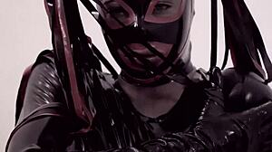 ebony shemale in latex blows big cock