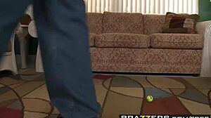Brazzers - Big Butts Like It Big - Big Assed Tenant Fucked by Landlord Starring Diam
