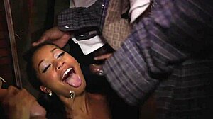 Skin Diamond Proves Tough with Blowjob and Cumshot