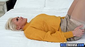 milf wife lets strangers freeuse her pusssy n mouth