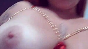 Woman shows off new outfit and big ass on cameras