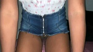 brazilian latina gives pussy to stranger outdoors