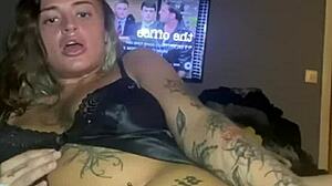 can a horny goth slut handle fucking her tight ass?