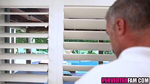 Stepdad Gets Boner Watching Stepdaughters Selfies