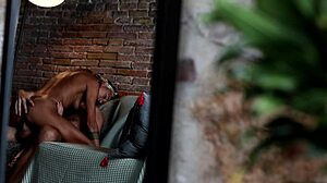 Check how she rides that cock! 😏