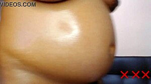 i masturbate in front of the mirror, watch me?