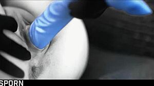 fuck that perfect ass of the hungarian milf?