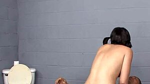 Kristina Rose's bubble butt gets anal and facial cumshot