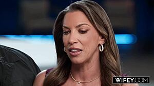 Wifey Lor Reign Loves Anal As Milf Hotwife Squirting Over Bbc In Doggystyle