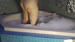 vivi guedez at the motel getting up to all sorts of mischief