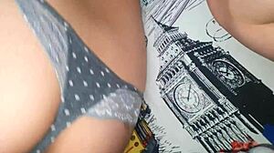 grabo a mi hermanastra follando despues de la fiesta sin que lo note