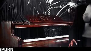 fuck that perfect ass of the hungarian milf?