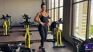 From gym to bedroom, Latina fitness babe teases all day then relaxes