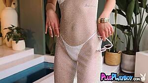 Sexy Small 18+ Tits Babe Hope Heaven Exposing Perfect Ass During Striptease